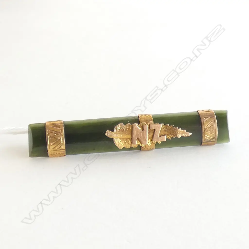 COLONIAL 9CT GOLD POUNAMU FERN.NZ  BAR BROOCH Image 1++