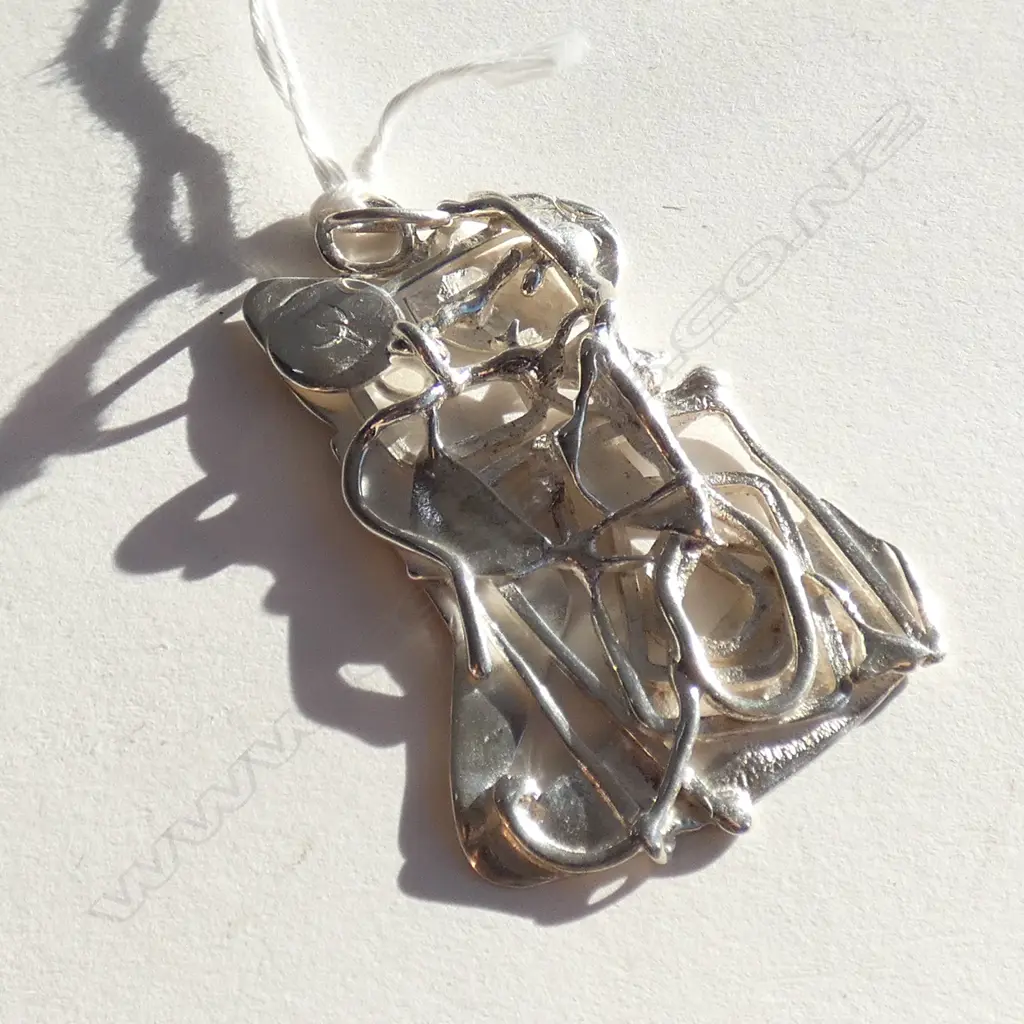 ABSTRACT SILVER PENDANT Image 1++