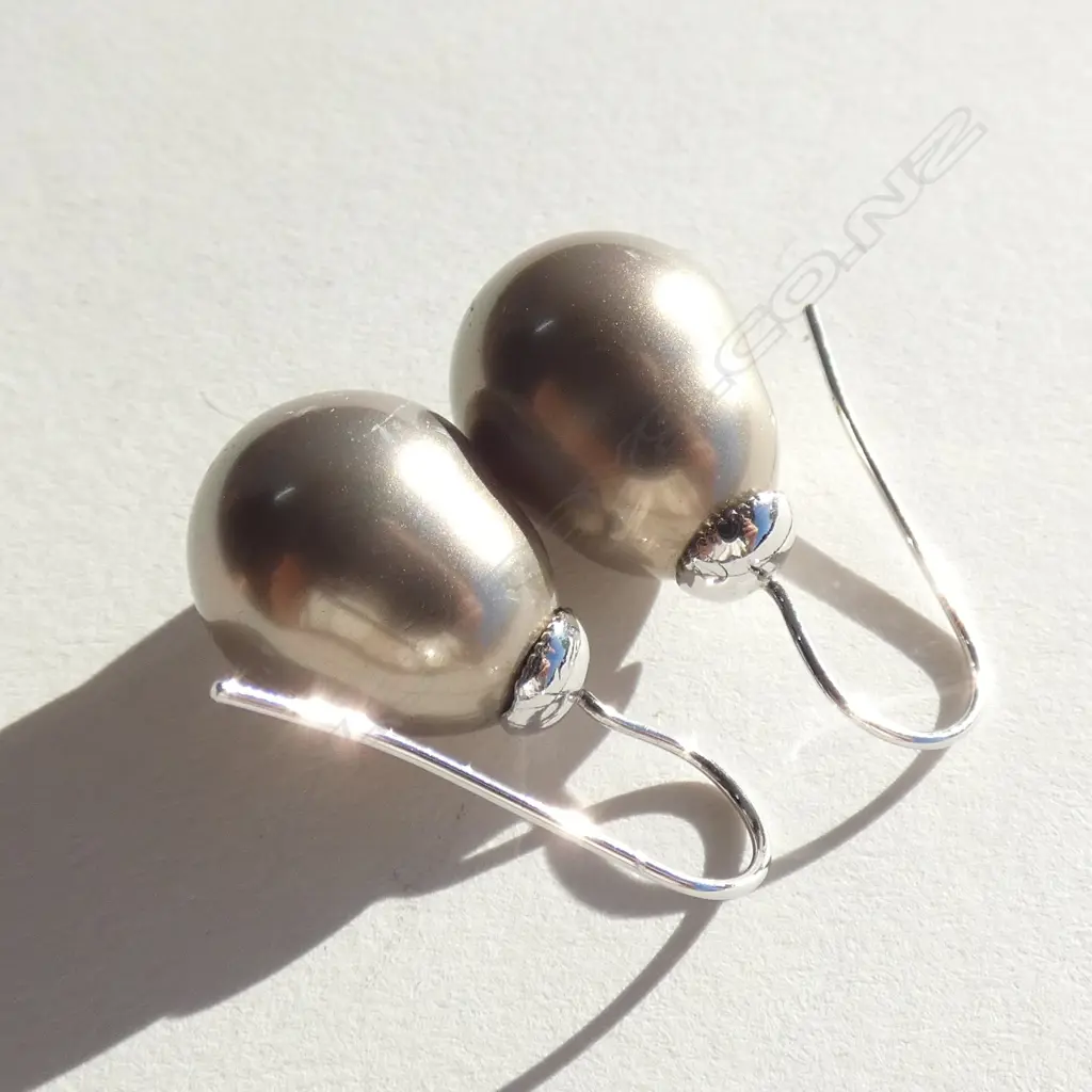 PR SYN PEARL EARRINGS LIGHT GREY COLOUR Image 1++