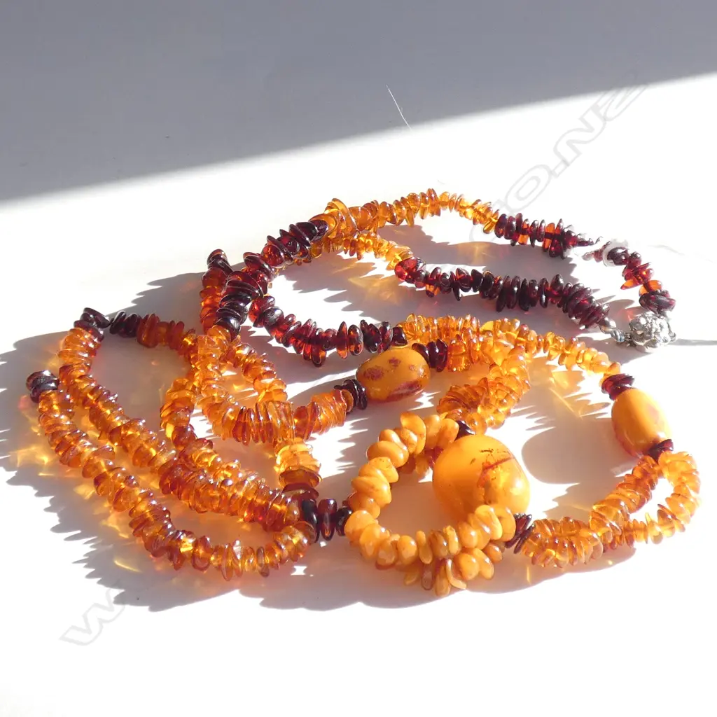 AMBER MULTI-BEAD NECKLACE Image 1++