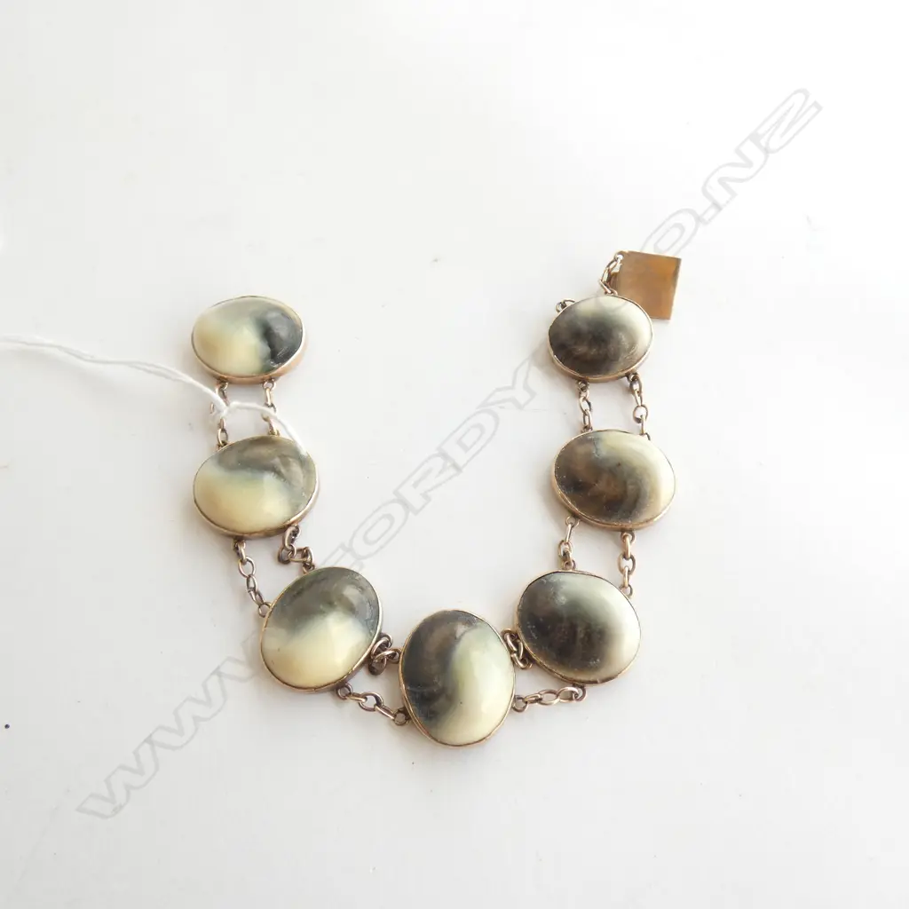 9CT COLONIAL CATS EYE BRACELET 37.1 GRAMS Image 1++