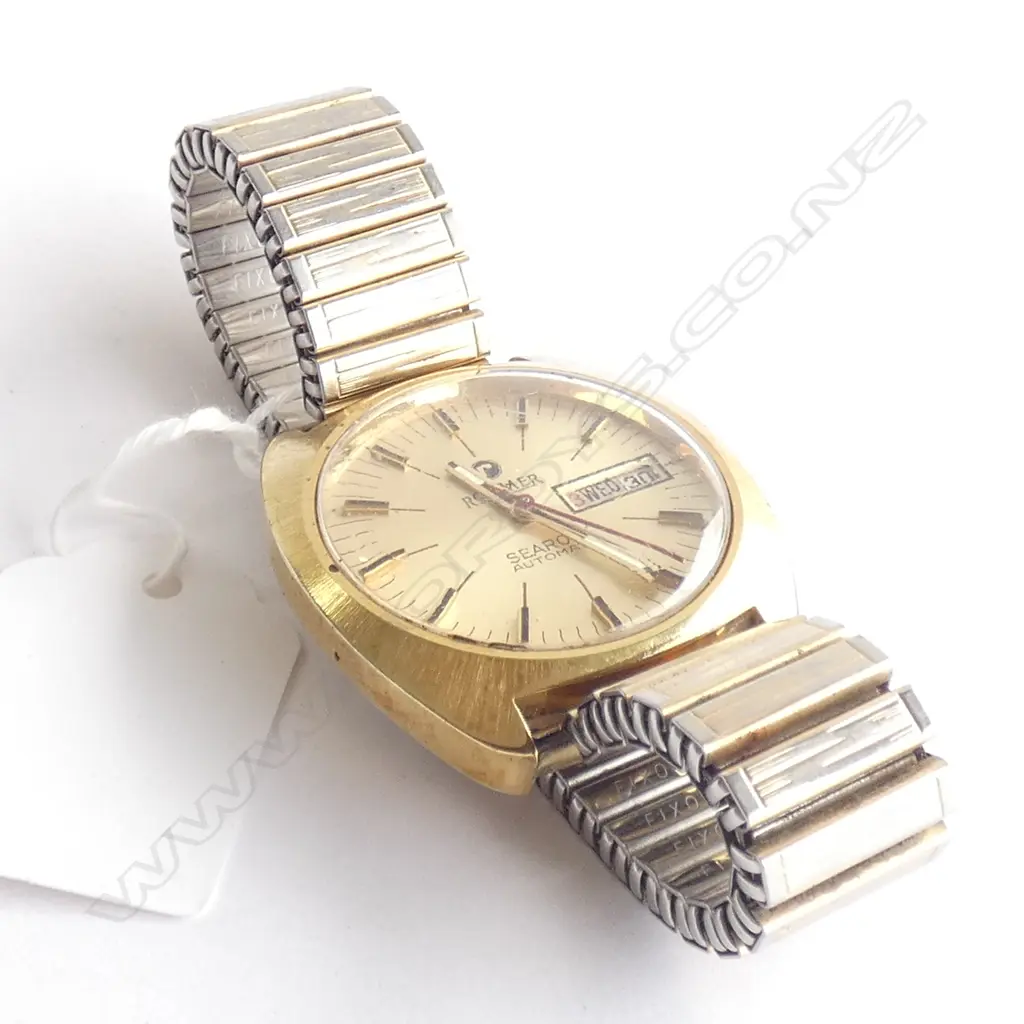 MEN'S ROAMER SEAROCK GOLD PLATED & STAINLESS STEEL WATCH - DAY & DATE / STRETCH BAND Image 1++
