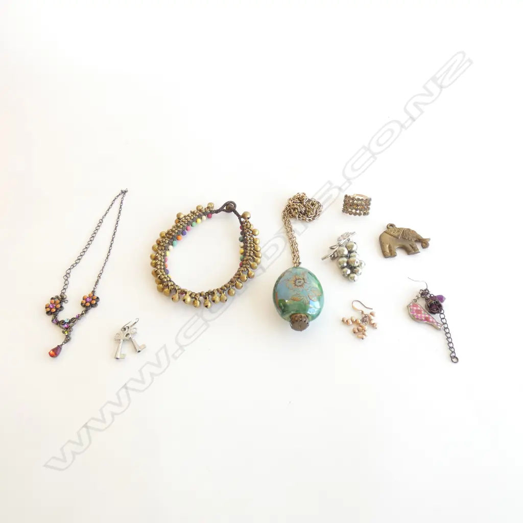 BAG ASST COSTUME JEWELLERY Image 1++