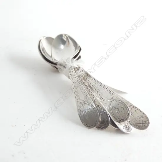 SIX GEORGIAN STERLING SILVER OLD ENGLISH BRIGHTCUT TEASPOONS 71gms