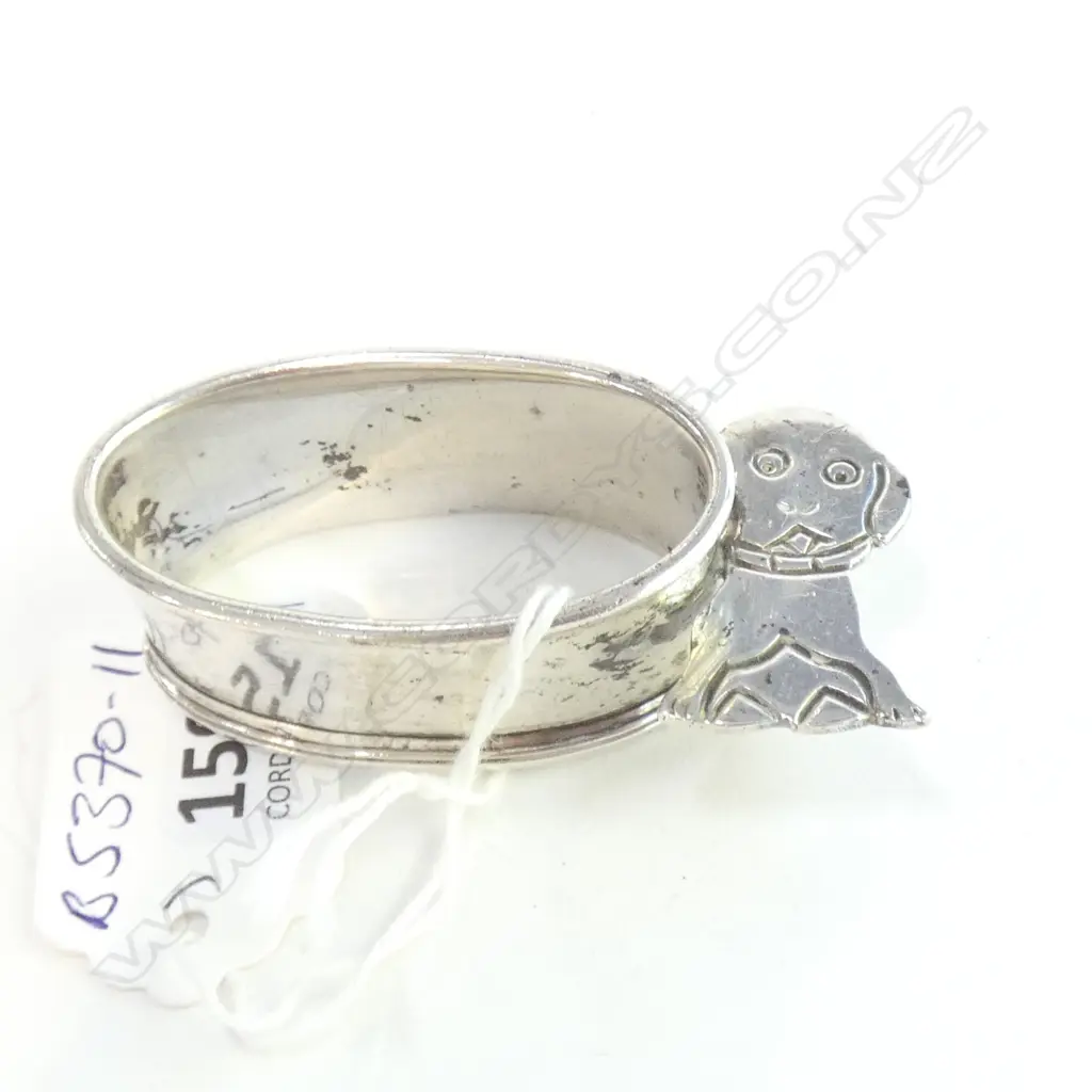 SILVER NOVELTY NAPKIN RING W DOG Image 1++