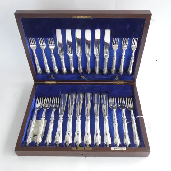 EARLY 20THC CASED FRUIT & FISH SERVICE