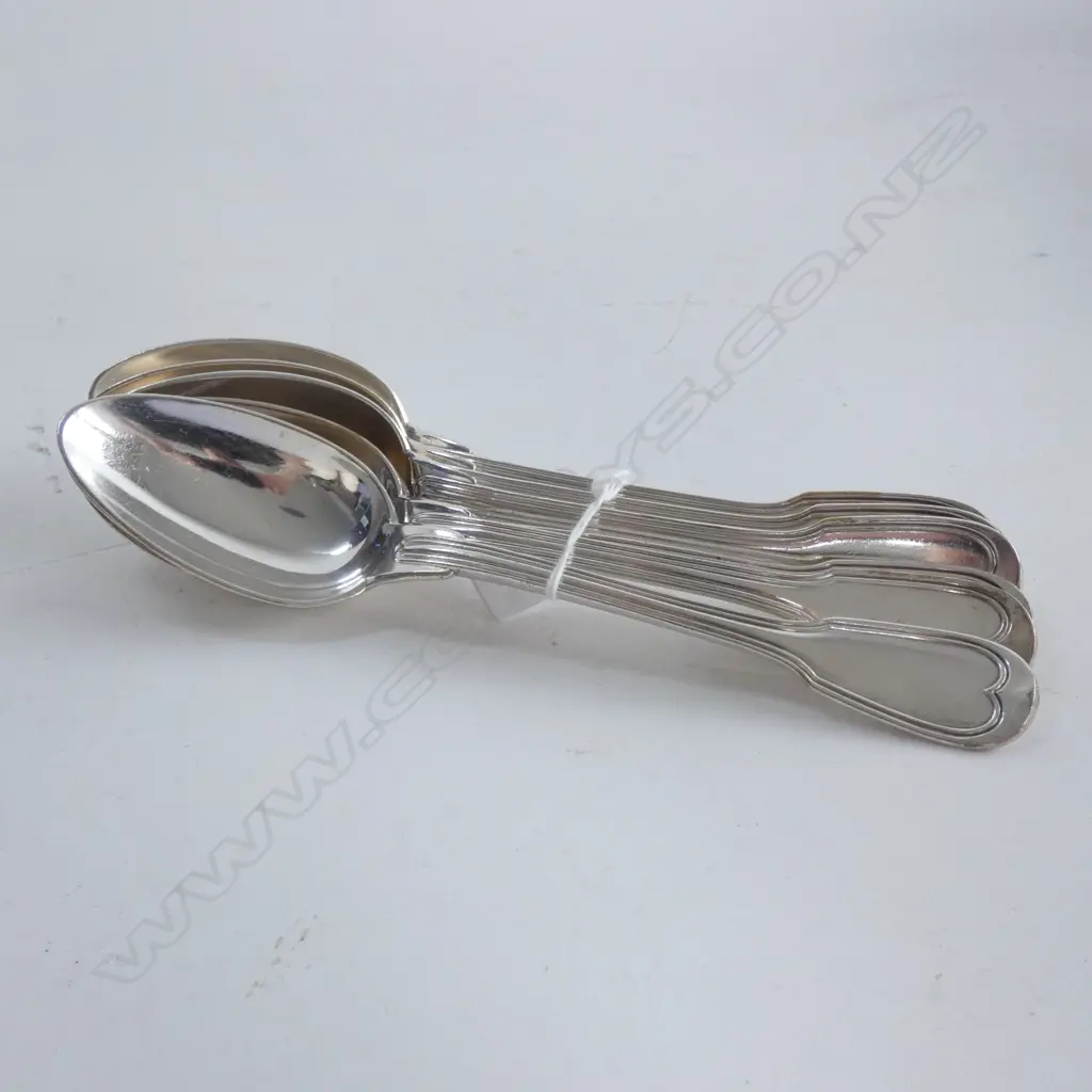 SIX ANTIQUE CHRISTOFLE CHINON DESSERT SPOONS Image 1++