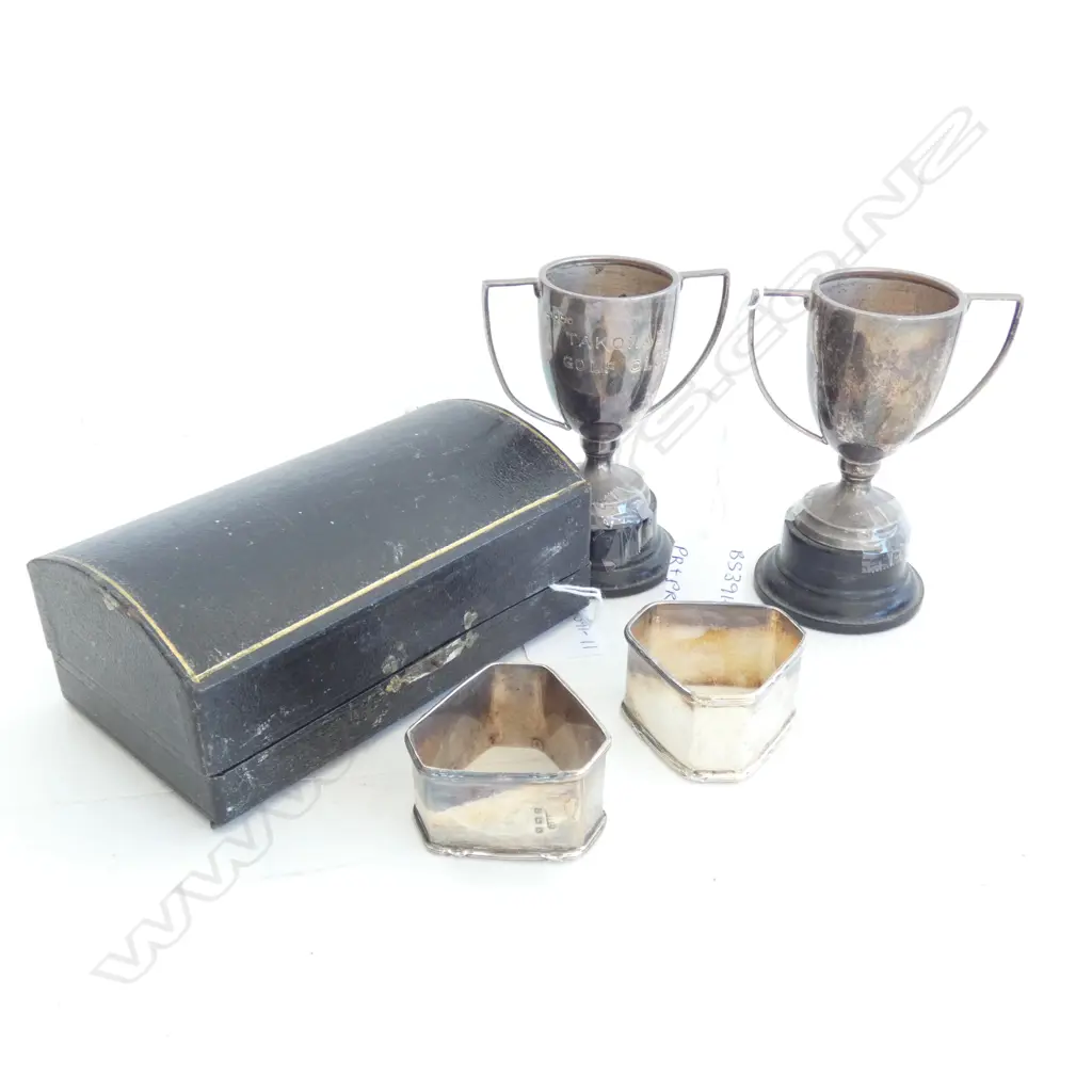 OLD STG SILVER; PR CASED NAPKIN RINGS & SM TROPHIES TOTAL STG 142GMS Image 1++