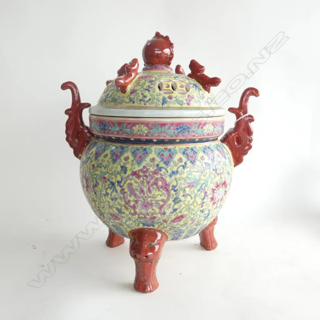VERY LG FAMILLE ROSE INCENSE BURNER H. 420MM Image 1++