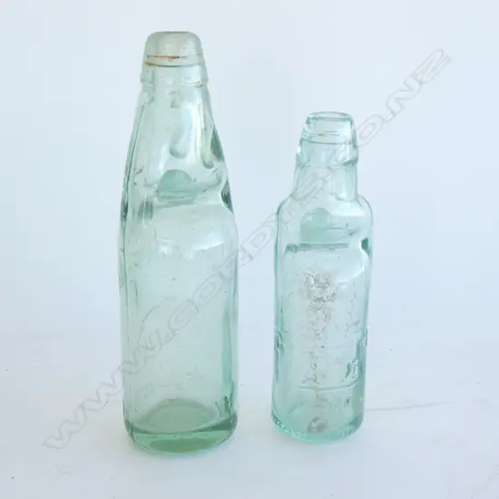 PR OLD BENNETT & READY WELLINGTON GLASS BOTTLES LARGEST H 230MM ...