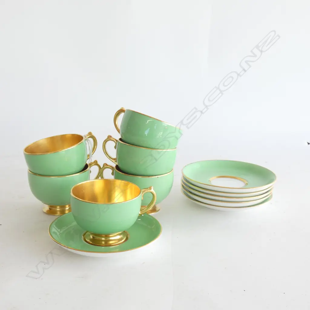 GROVENOR CHINA 6 PLACE DEMITASSE SET GREEN & GILT Image 1++