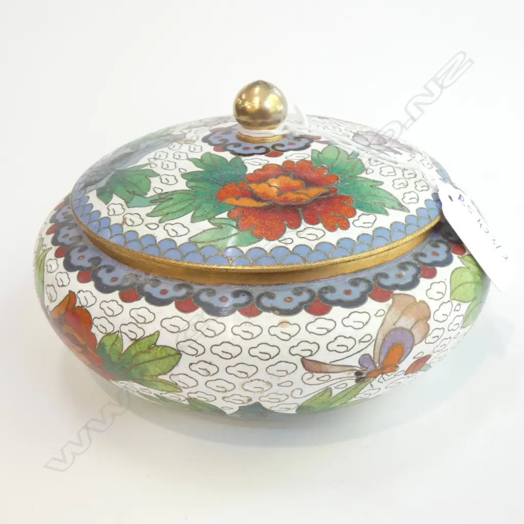 CLOISONNE LIDDED CONTAINER 150mm dia Image 1++