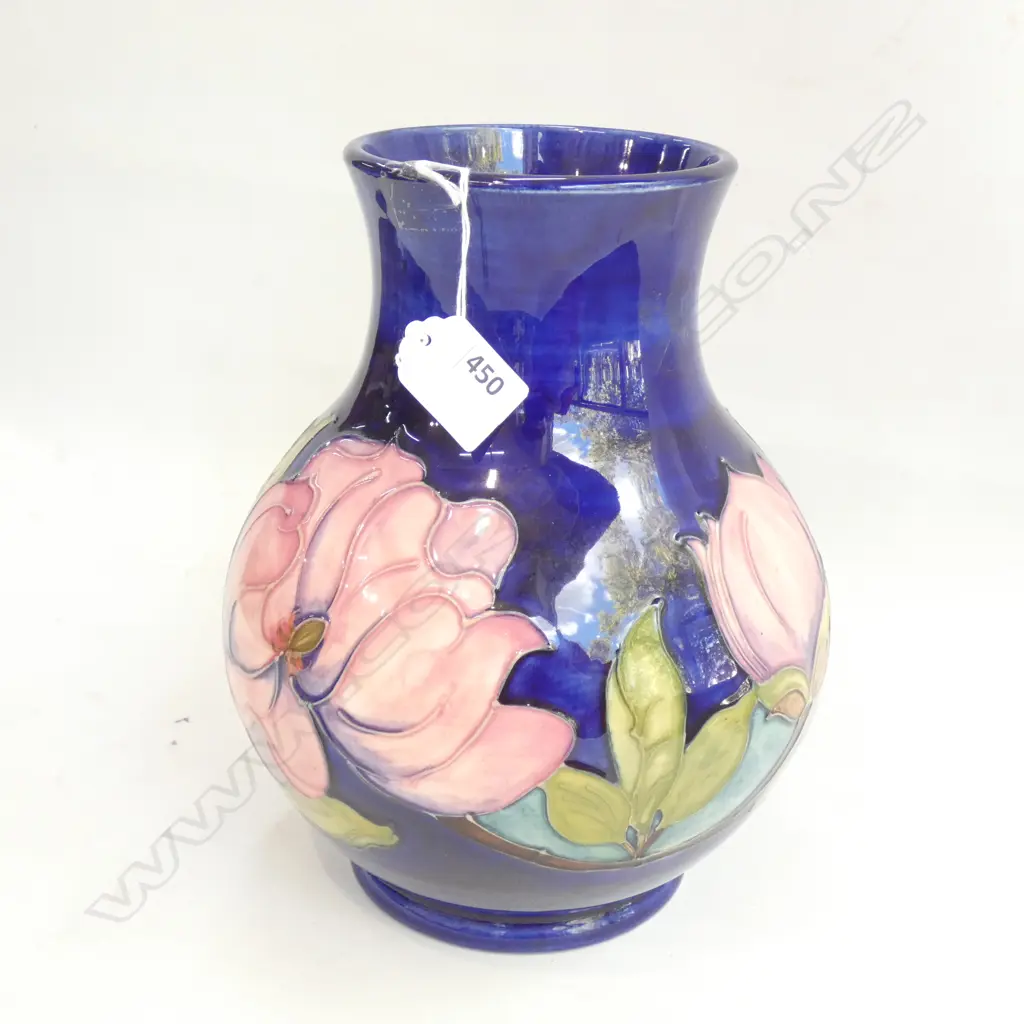 MOORECROFT MAGNOLIA VASE H 250 MM Image 1++