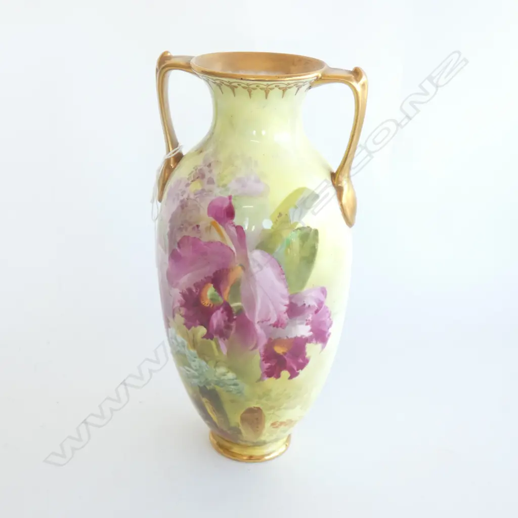 ROYAL DOULTON DAVID DEWSBURY IRIS HAND PAINTED VASE H.290mm Image 1++