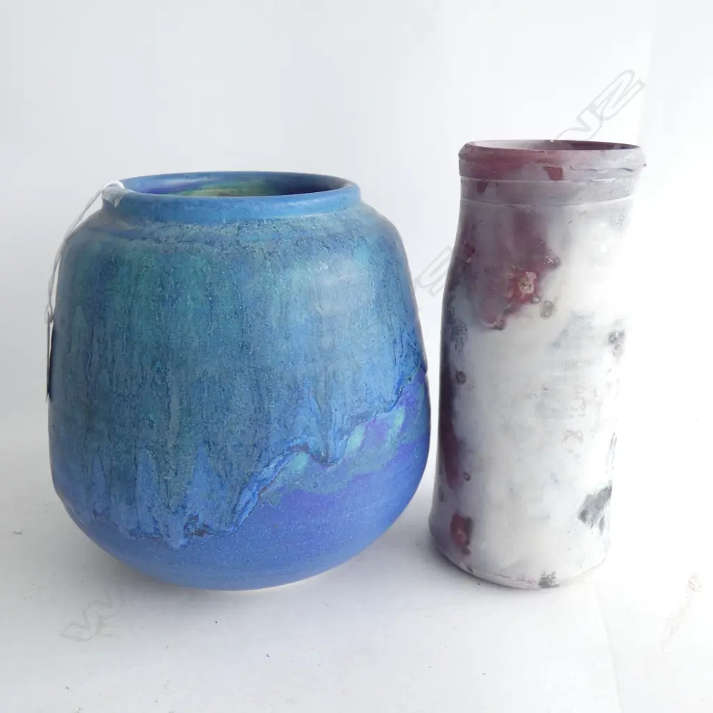 TWO SIGNED POTTERY VASES - TALLEST H. 195MM Image 1++