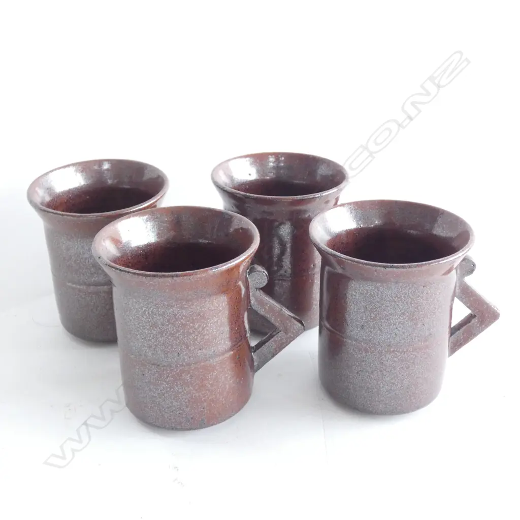4 STUDIO POTTERY CUPS H.80mm Image 1++