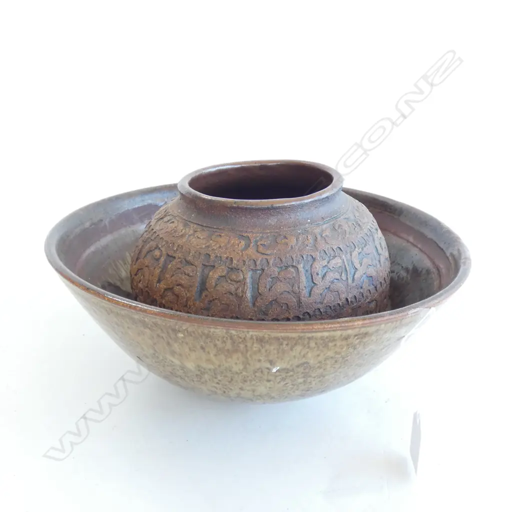2 STUDIO POTTERY PCES; VASE & BOWL 280mm dia Image 1++