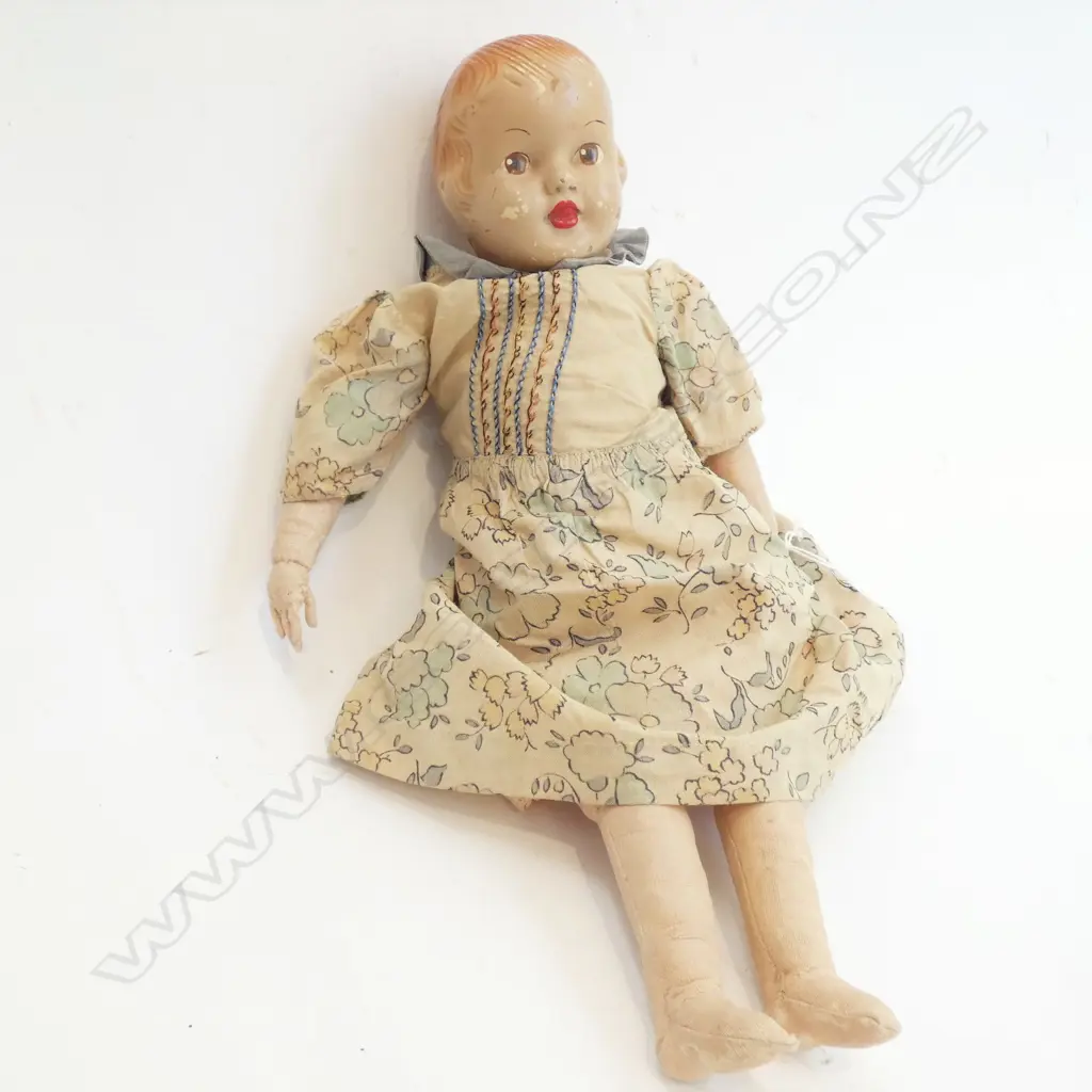VINTAGE DOLL; CELLULOID HEAD / CLOTH BODY - MARKED 'PP' TO BASE OF NECK - SOME WEAR TO PAINT  L. 400MM  Image 1++