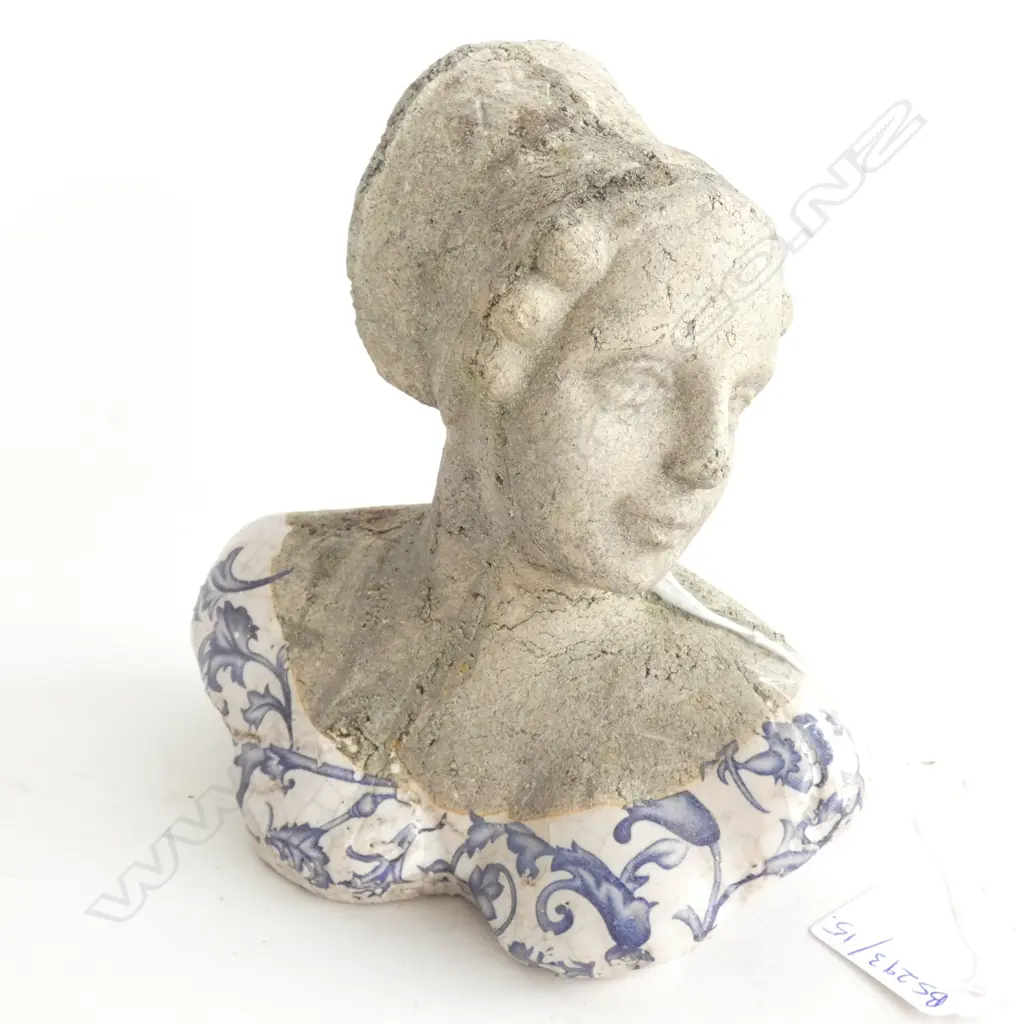 CERAMIC BUST; DUTCH LADY H.150mm Image 1++