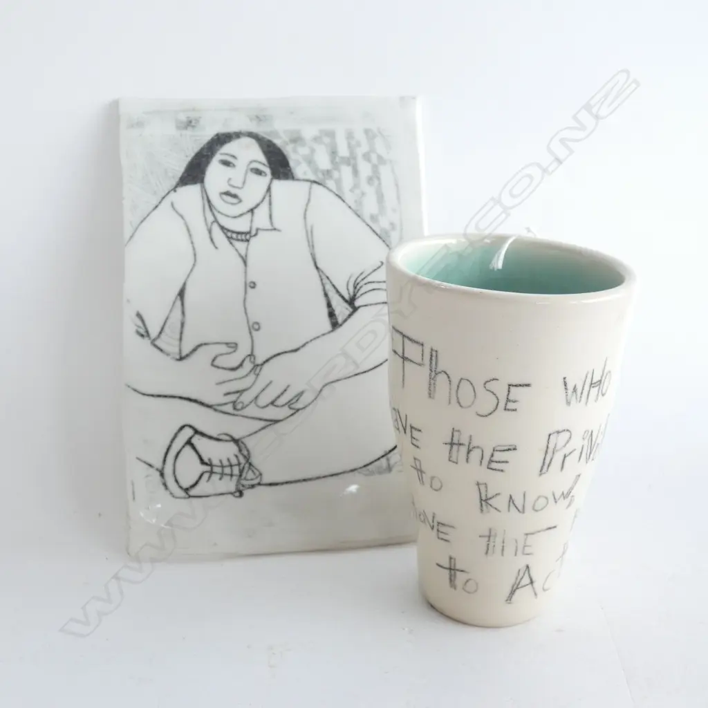 2 PCES CONTEMPORARY ART POTTERY; PLAQUE & CUP... Image 1++