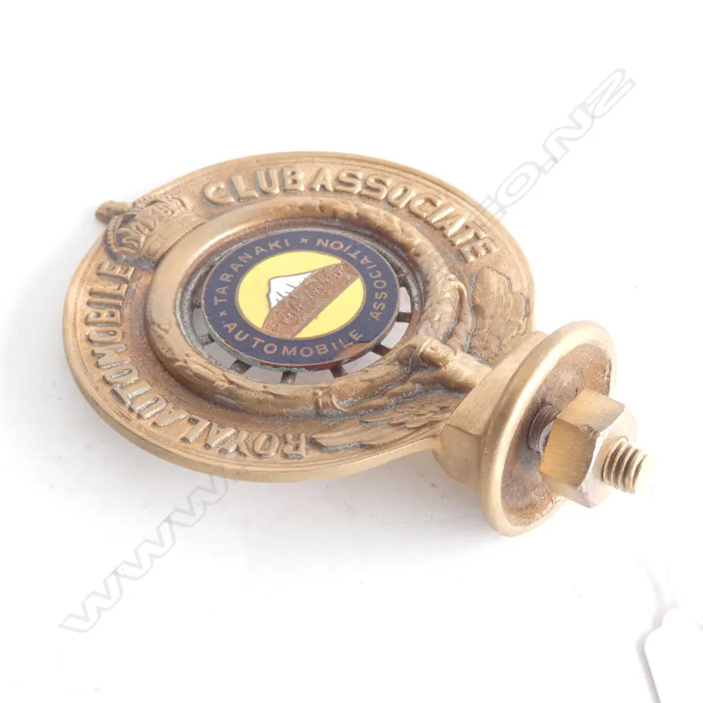 AA BRASS HOOD EMBLEM (TARANAKI) H.90mm dia Image 1++