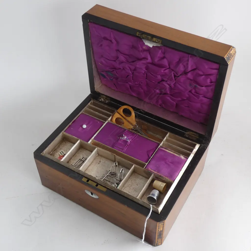 WOODEN JEWELLERY OR SEWING BOX 270 X 200 X 130MM; INLAID RIMS + CONTENTS  Image 1++