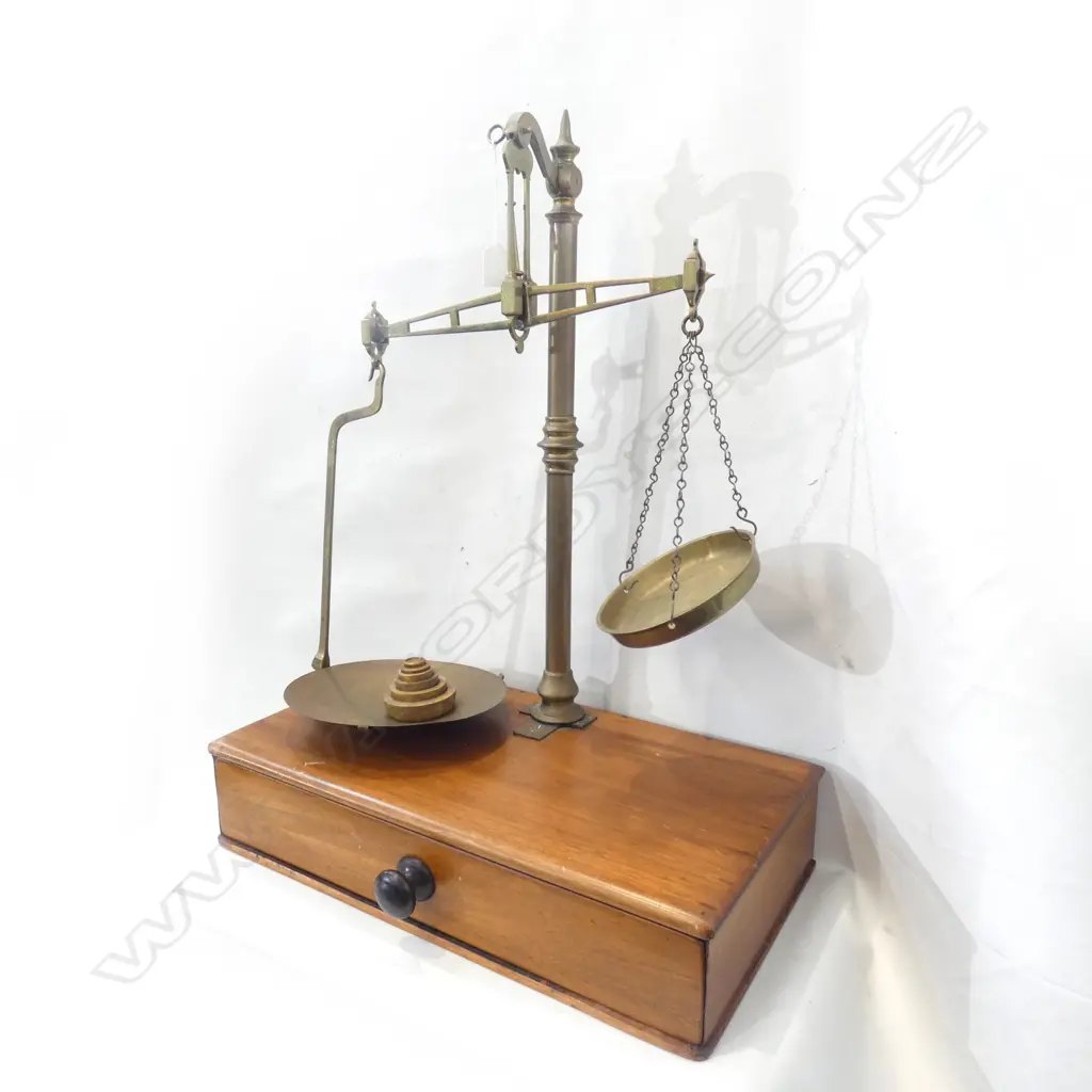 OLD BRASS SCALES & WEIGHTS H.670mm Image 1++