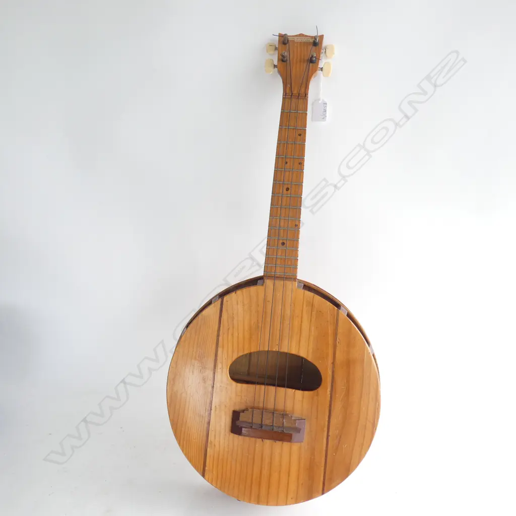 WOODEN 4 STRINGED  INSTRUMENT L.680mm Image 1++