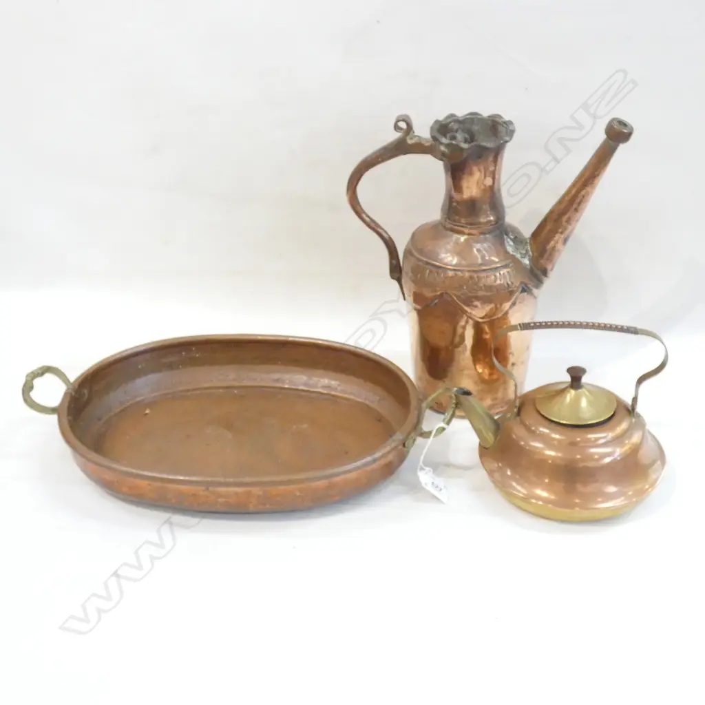 LG COPPER DISH w BRASS HANDLES (L242MM) SM COPPER KETTLE & LG JUG H.310MM Image 1++