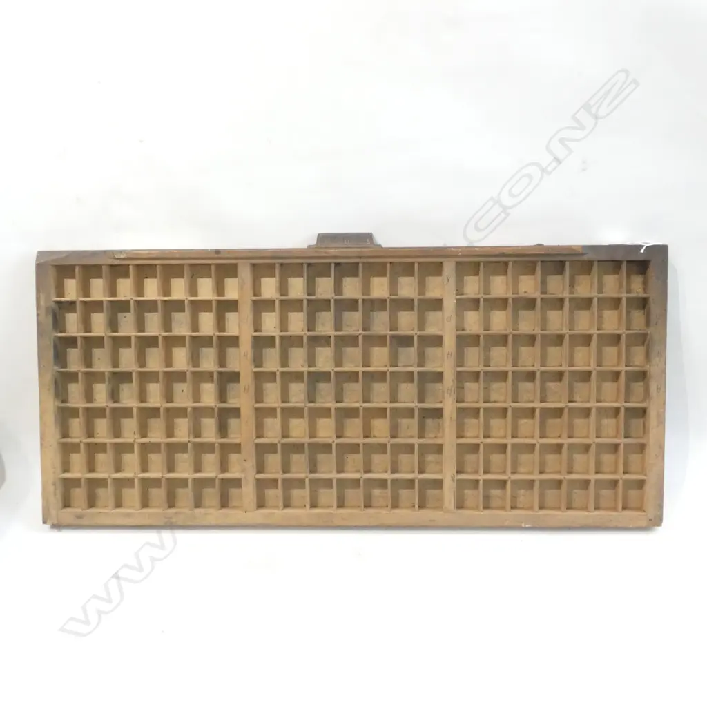 PRINTERS TRAY 820x370mm Image 1++