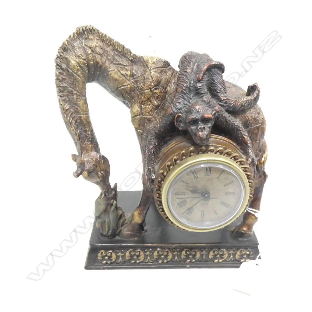 GIRAFFE & MONKEY MANTLE CLOCK H. 200 L 155MM Image 1++