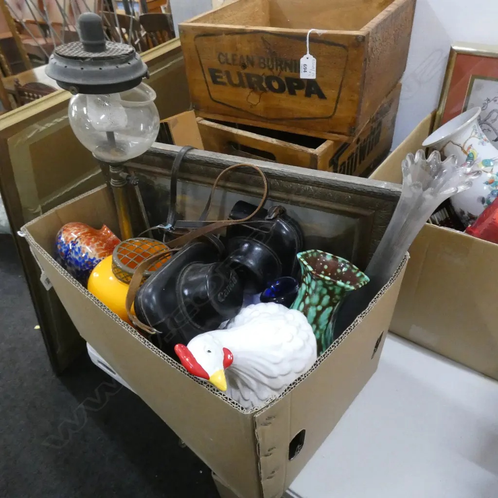 BOX LOT COLONIAL OIL ON TIN, CHICKEN, CLOCK, VASES, CAMERAS ETC Image 1++
