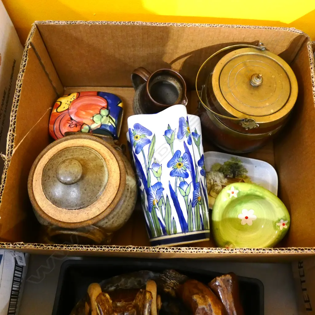 SM BOX LOT ASST INCL. POTTERY / WOODEN & BRASS ICE BUCKET ETC. Image 1++