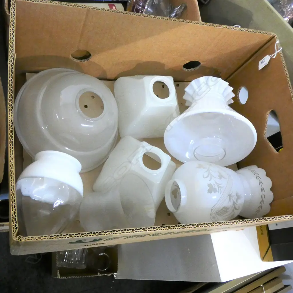 BOX 7 VINTAGE WHITE GLASS ART DECO LIGHT SHADES Image 1++