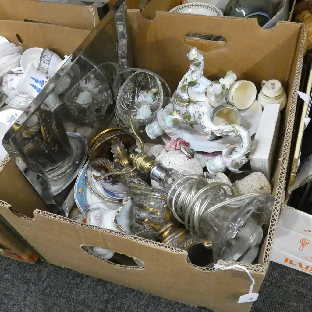 BOX LOT ASST INCL OLD FRUIT PLATES ETC.. Image 1++