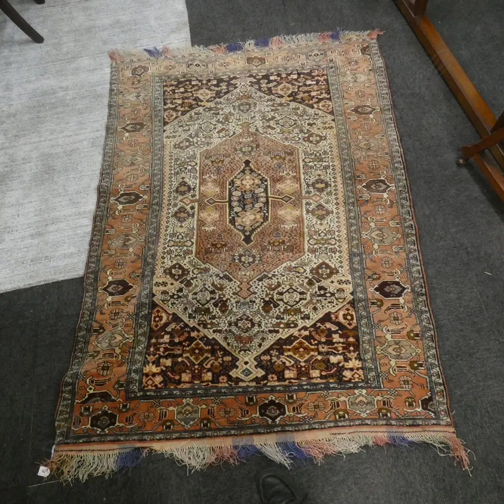 LG PERSIAN HAND KNOTTED RUG... Image 1++