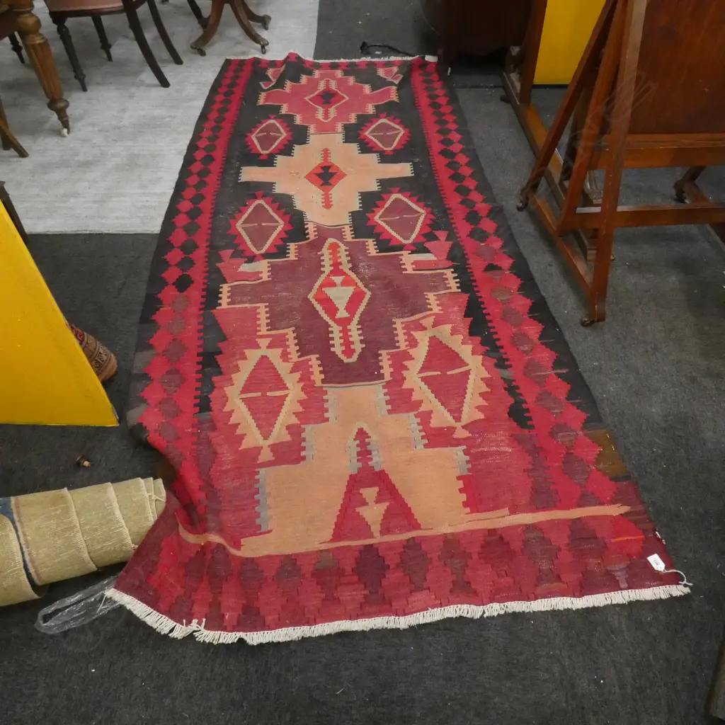 FLAT WEAVE KELIM RUG  Image 1++
