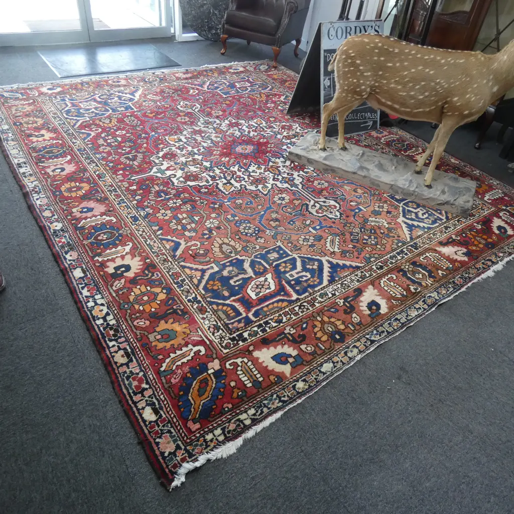 LARGE IRANIAN HANDKNOTTED WOOL PILE RUG... Image 1++