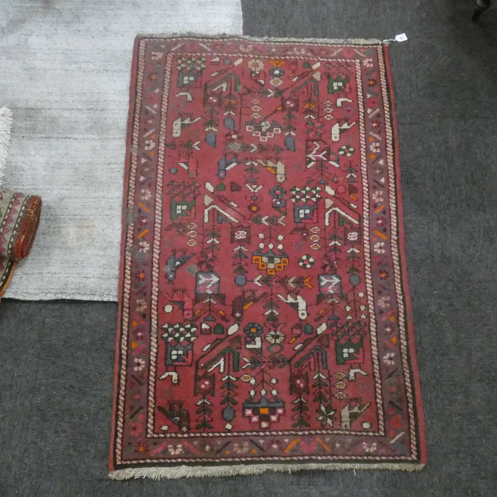 A HAND KNOTTED IRANIAN 1200 X 760 MM Image 1++