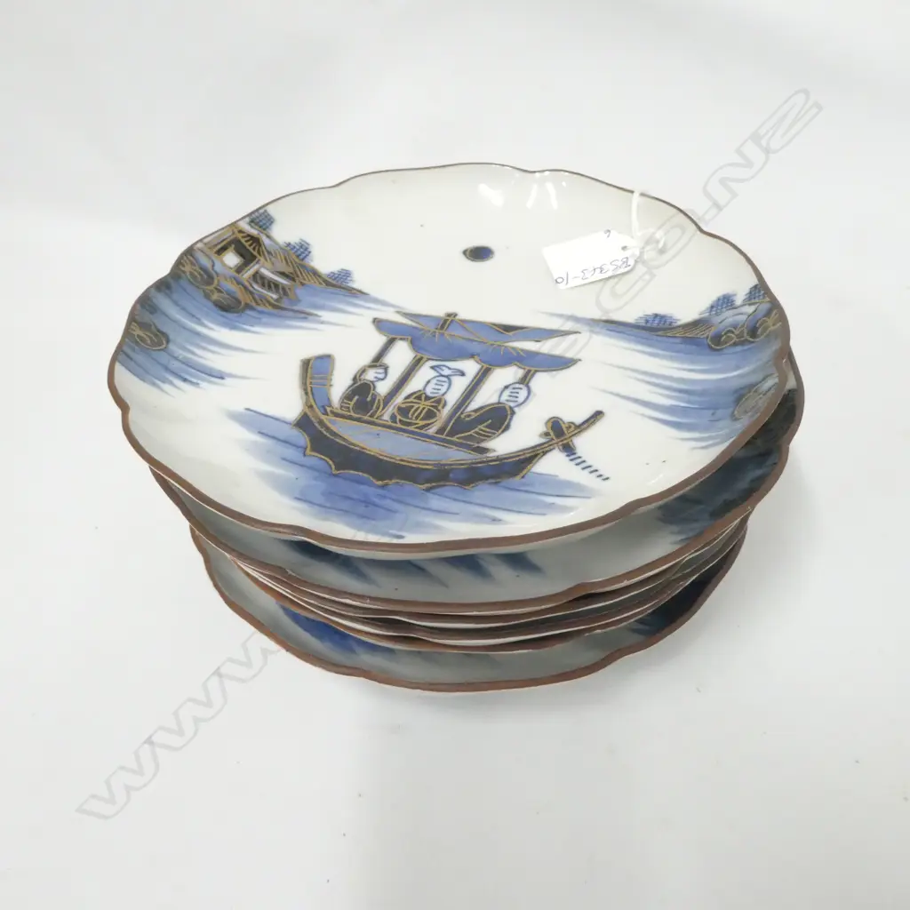 6 IMARI PLATES 16 LOBES HAND-PAINTED CA. 1880 COASTAL BOAT D212mm Image 1++