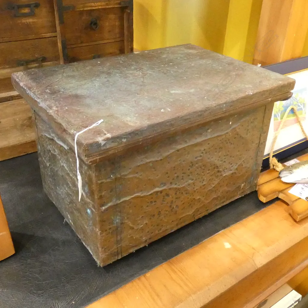 VINTAGE BEATEN COPPER FIRE BOX W.445mm Image 1++