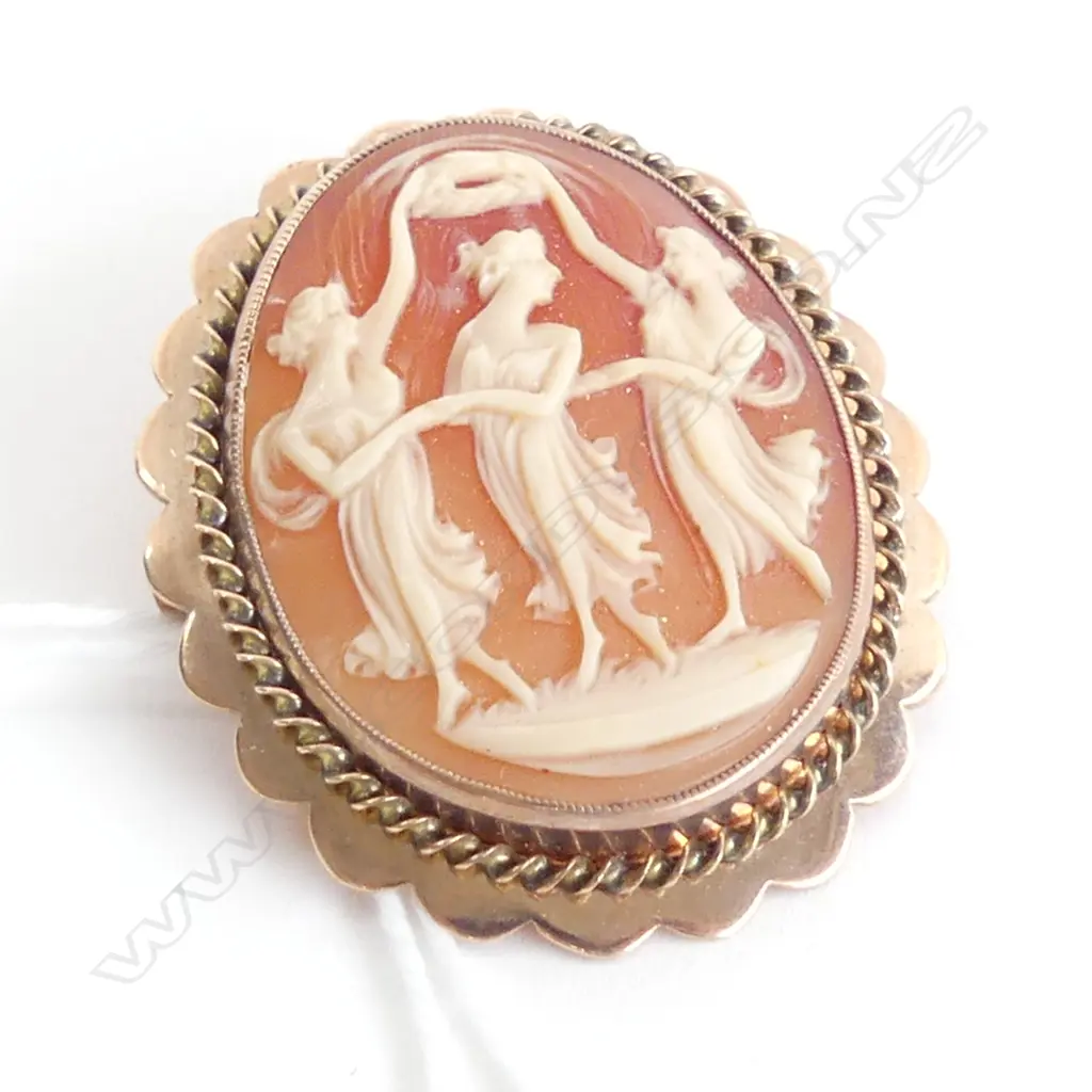 9CT ROSE GOLD 3 GRACES CAMEO 12gms Image 1++