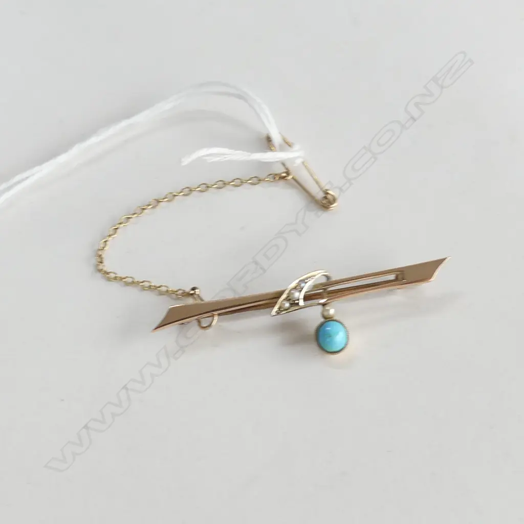 9CT TURQUOISE & SEED PEARL BROOCH 2.4 GRAMS Image 1++