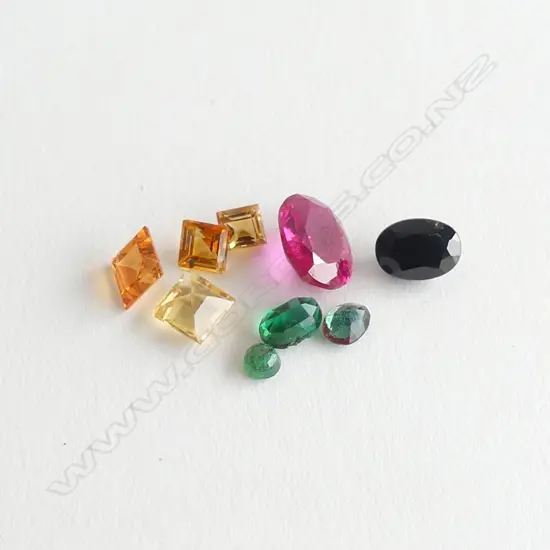 BAG ASST LOOSE STONES EMERALDS ? ETC