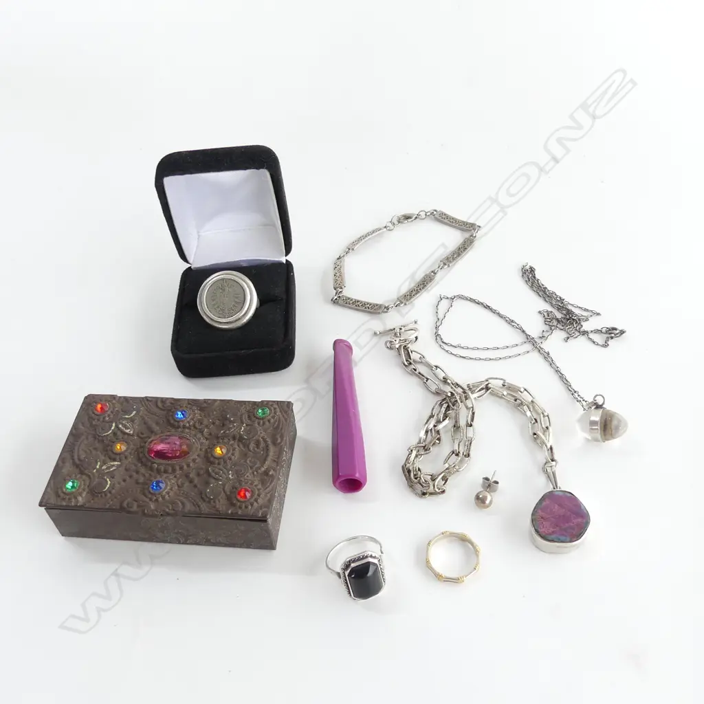 2 RINGS ( 1 COIN SET) SILVER NECKLACES + SILVER ENAMEL BROOCH ETC Image 1++