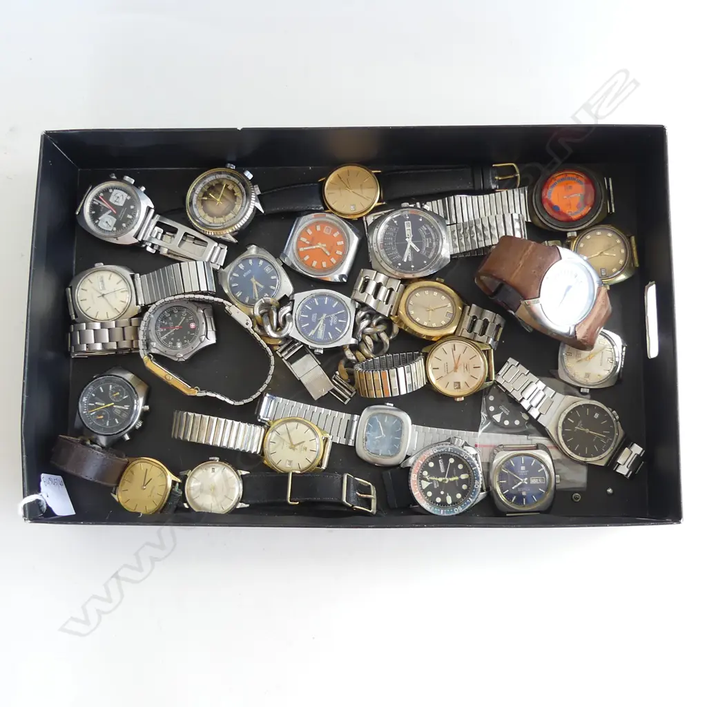 ASST. GENTS VINTAGE WATCHES  Image 1++