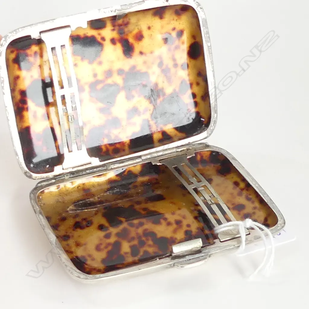 MACHINE ENGRAVED SILVER CIGARETTE CASE BIRM. 1928 tortoiseshell lining Image 1++