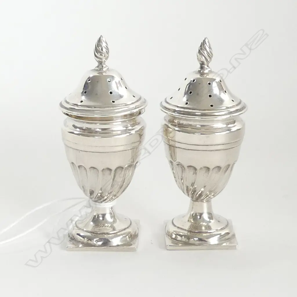 PR SILVER PEPPERETTES Birmingham 1905 classical urn form Image 1++