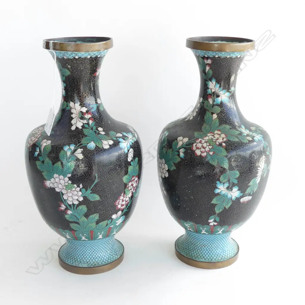 PR BLACK CLOISONNE VASES H.315mm AF DENTS Image 1++