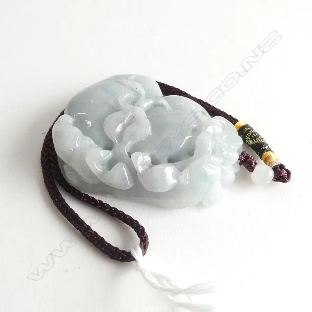 CHINESE PALE GREEN JADE CARVED PENDANT GOURD & FLOWERING VINE Image 1++